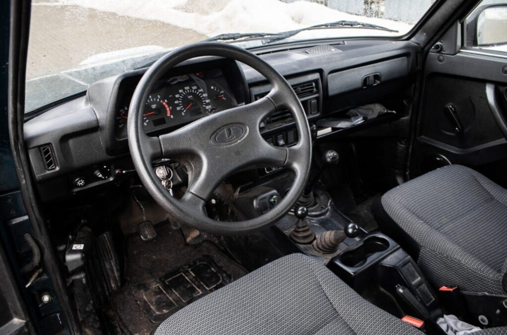 Lada Niva 61kW (2015) - 10