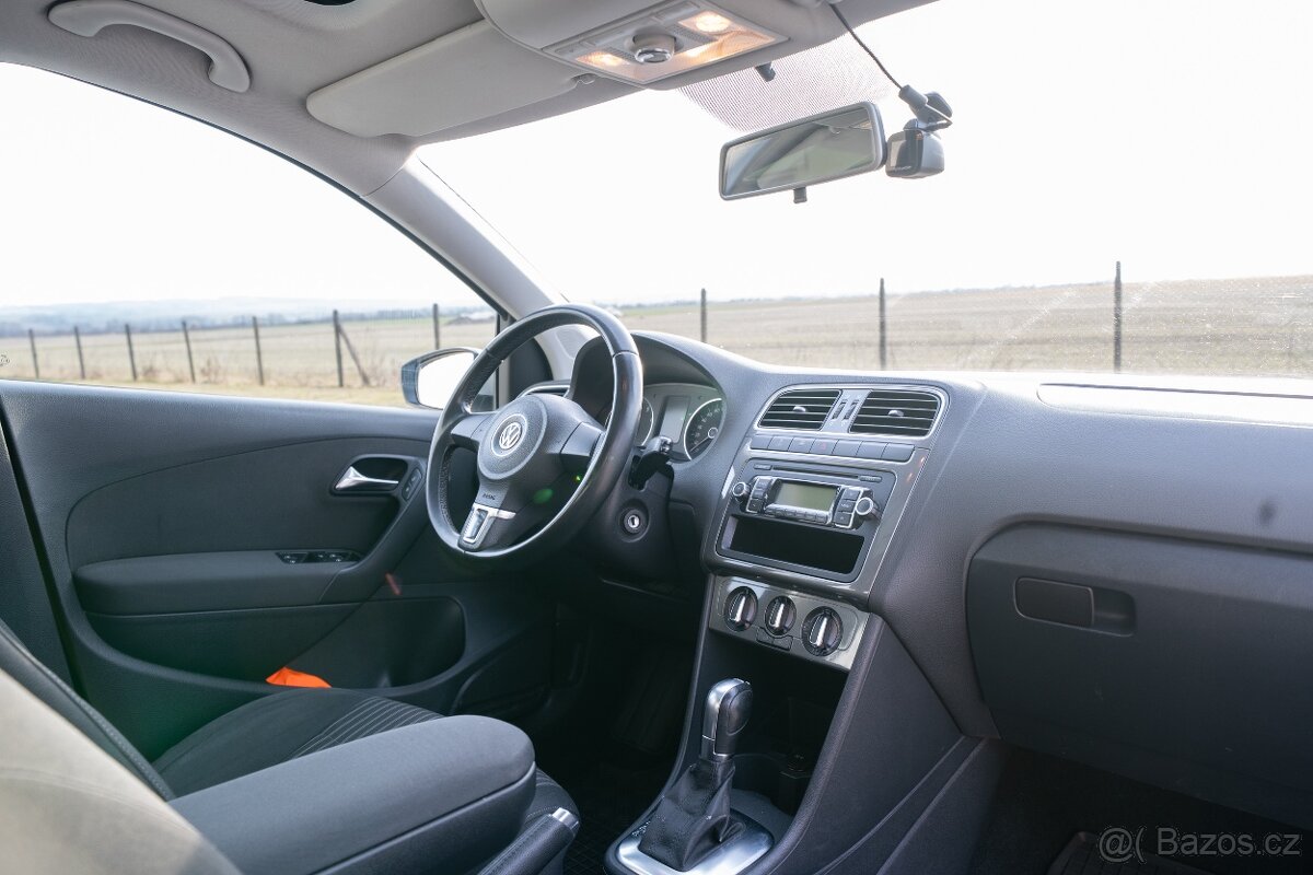 VW POLO 6R 2011 / AUTOMAT DSG / 1,4l - 10