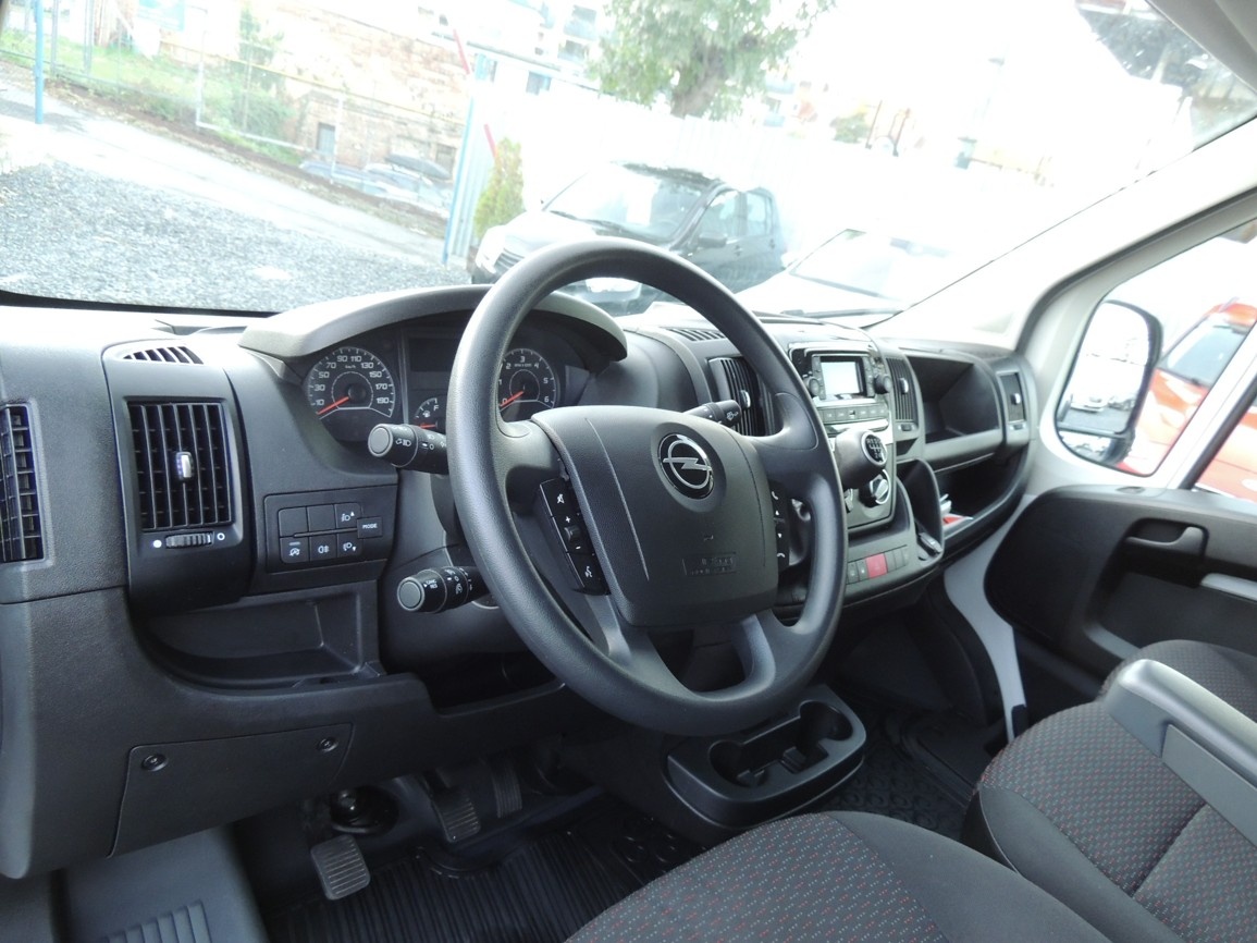 Opel Movano 2.2HDi,103kw,2023,L2H1,7míst,29000km,ČR,-21%DPH - 10