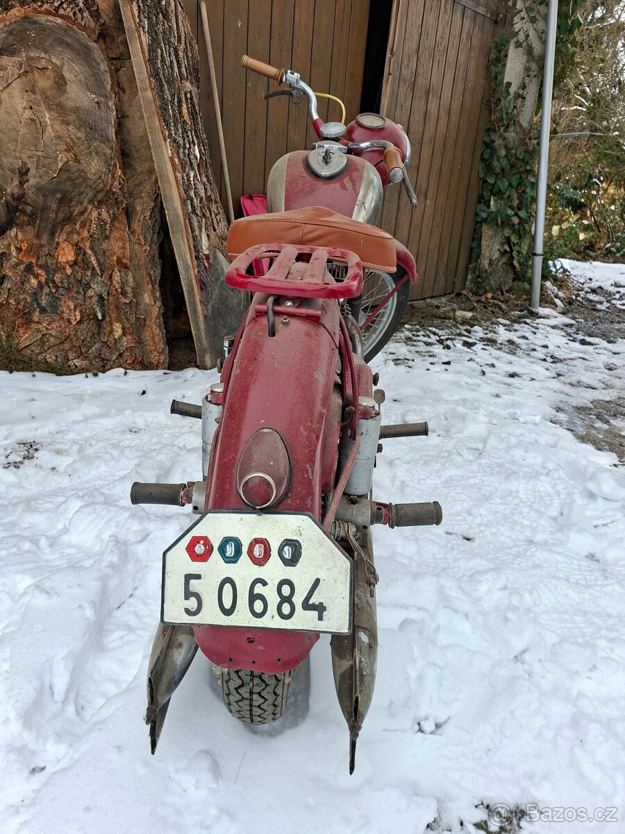 Jawa 250 Pérák - 10