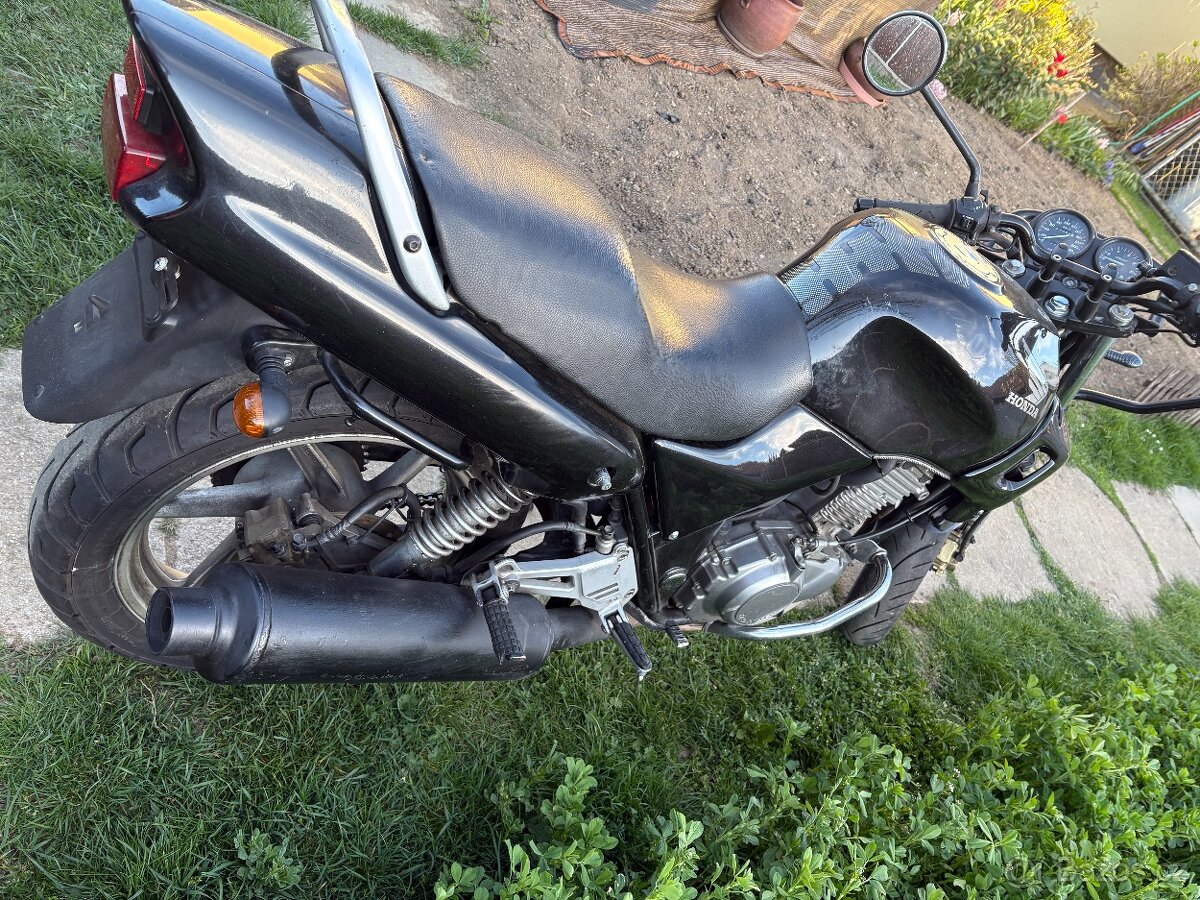 Honda CB500 - 10