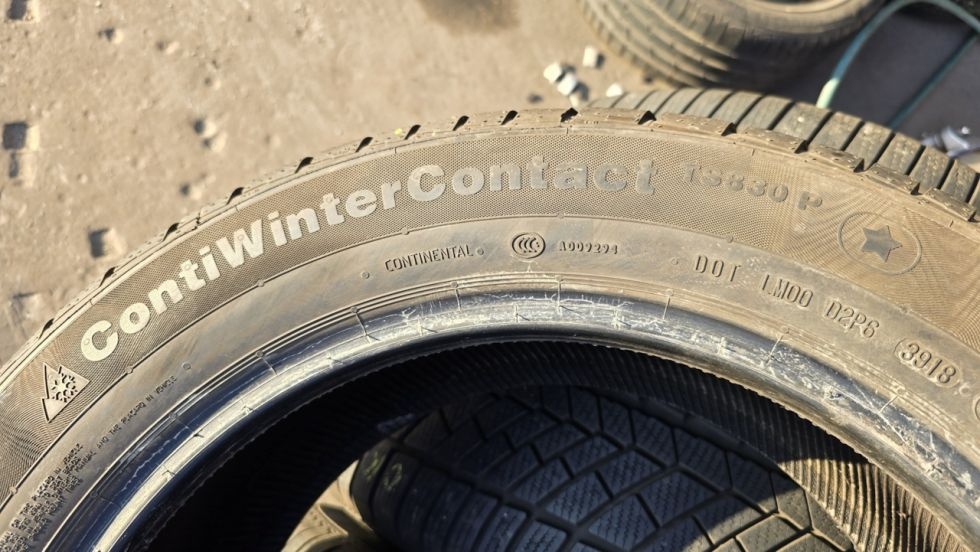 Zimní pneu 225/55/17 Continental - 10
