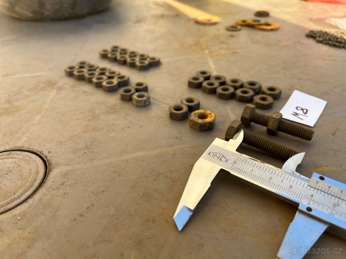 Mosazné matičky - 10