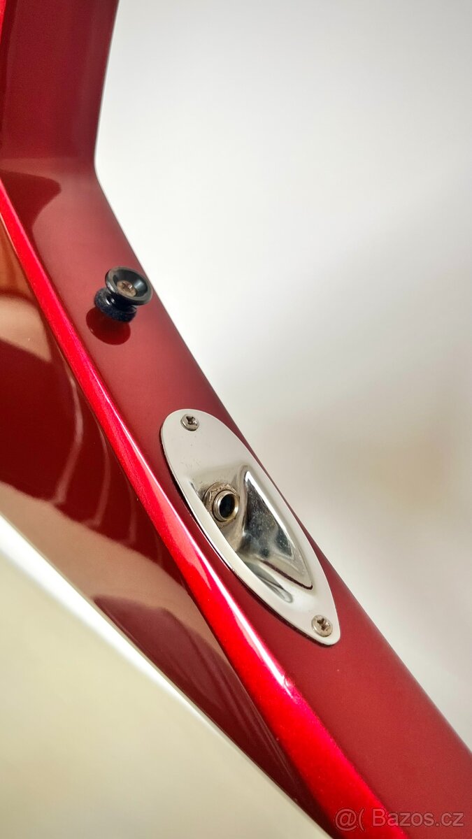 Jackson JS30 King V - rudá - 10