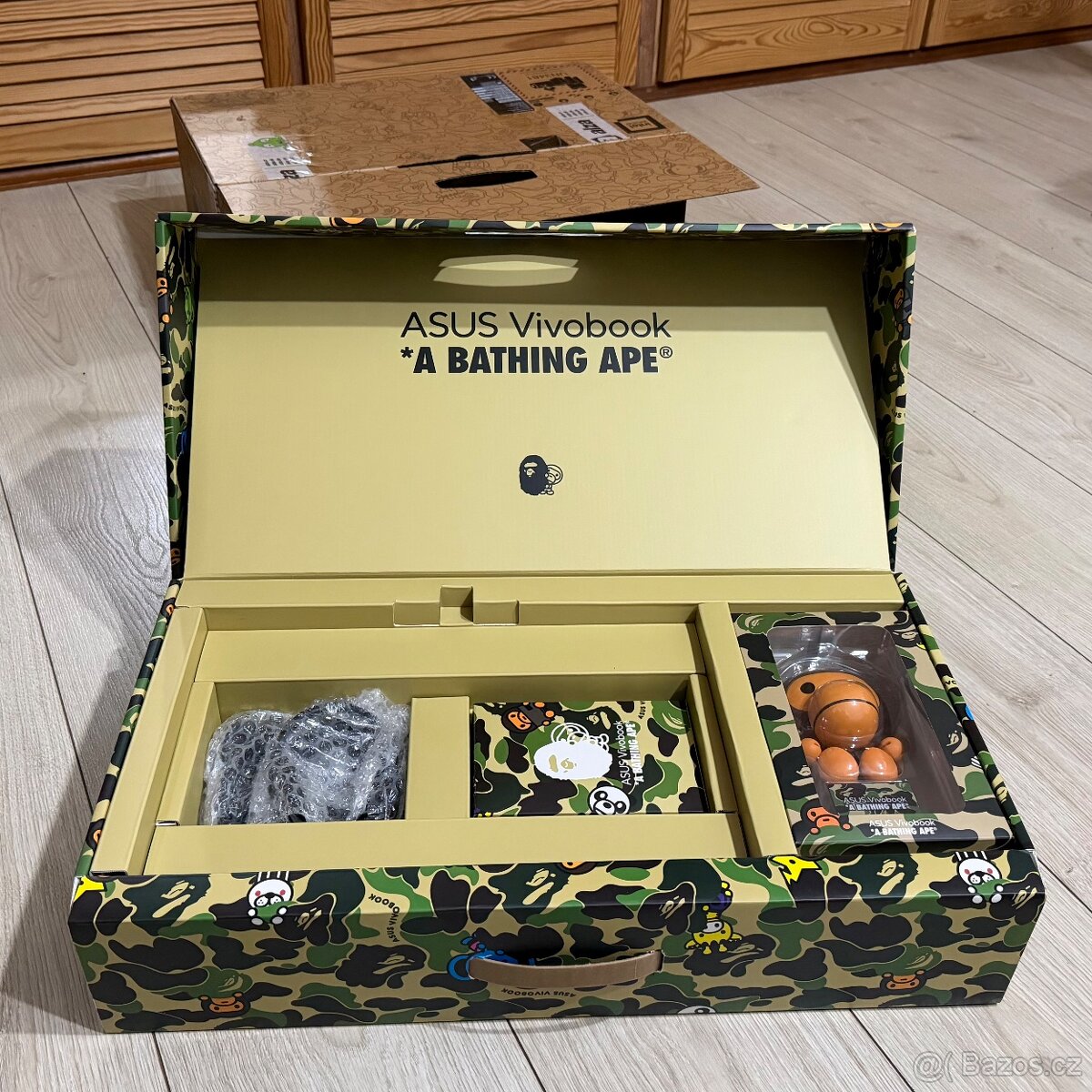 ASUS Vivobook S BAPE Edition - 10