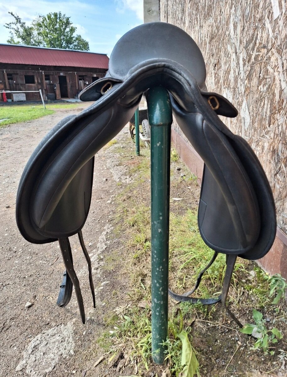 Drezurní sedlo Wintec PRO - 10