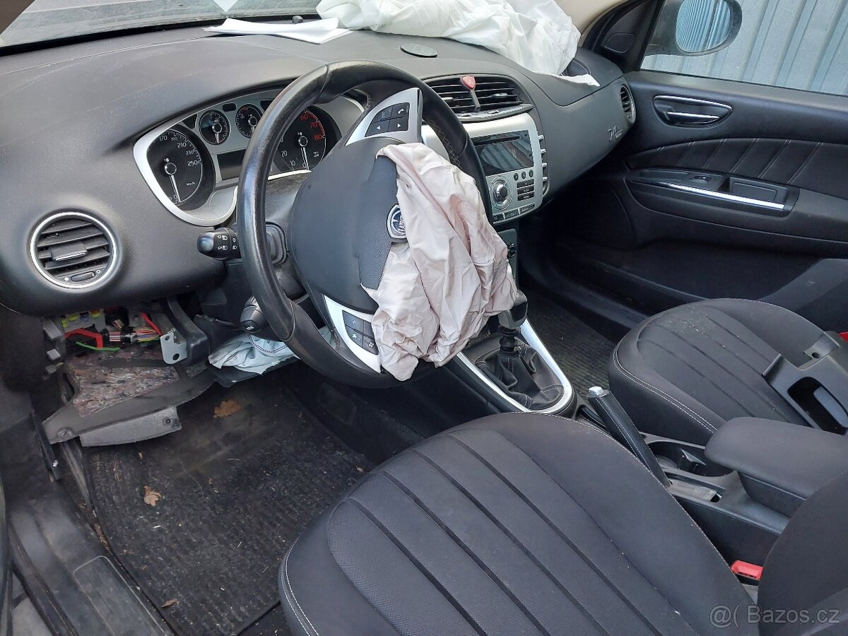 Lancia Delta 1.4tj - 10