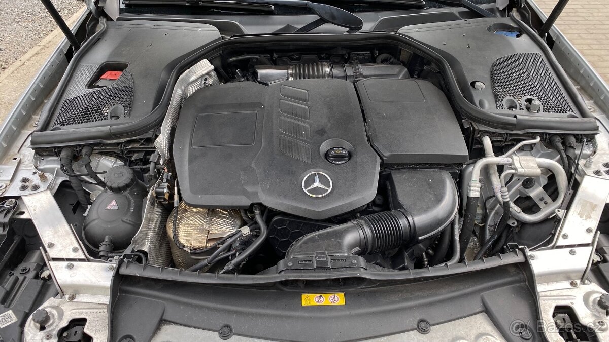 Mercedes Benz W213 E 220 CDI - 10