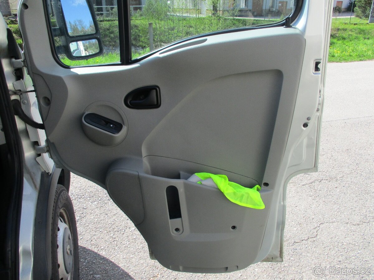 RENAULT MASTER 2.5 DCi - valník plachta, 1 majitel, DPH - 10