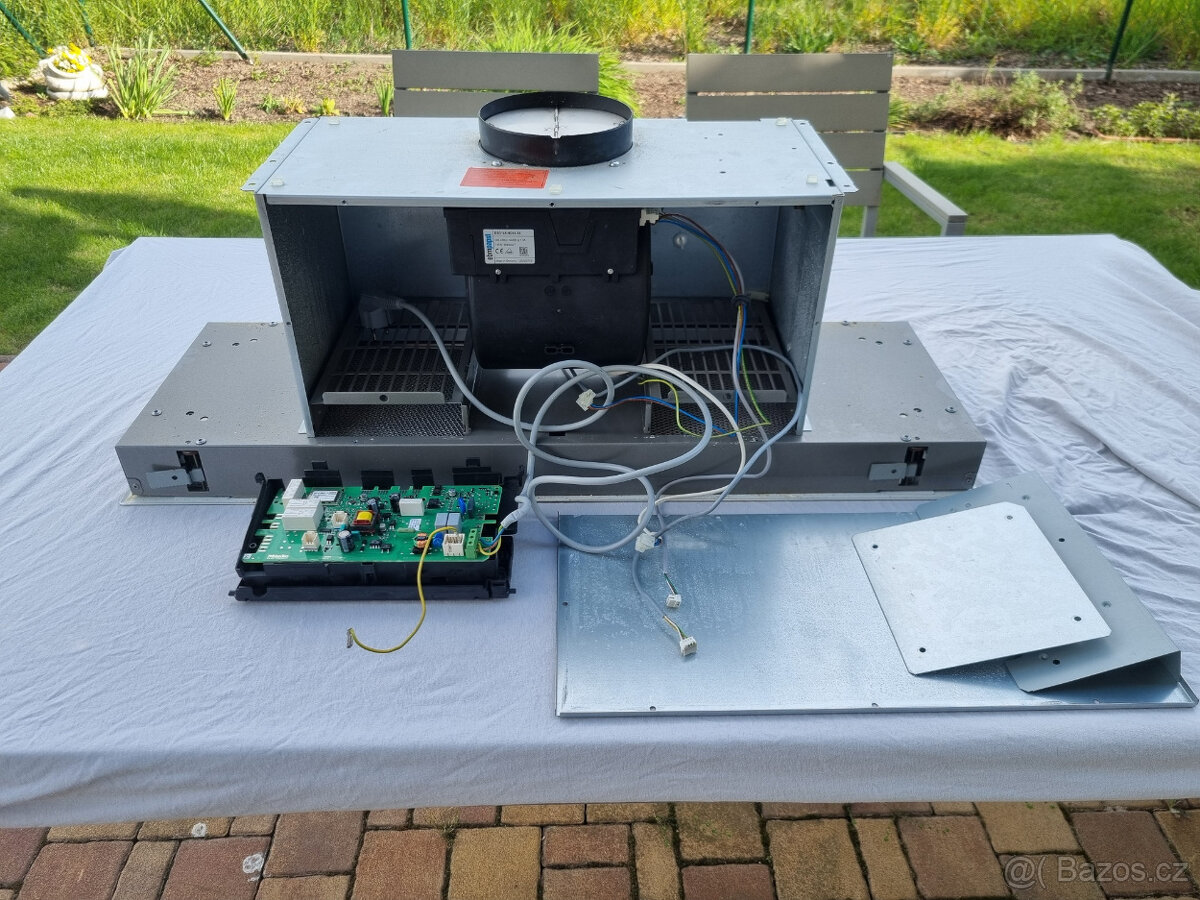 Vestavná digestoř Miele DA 2690 - velmi tichá a výkonná - 10