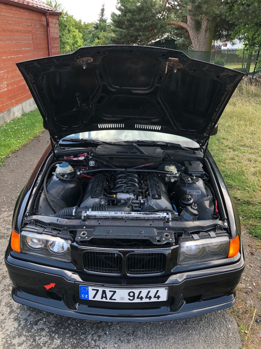 Bmw e36 V8, závodní - 10