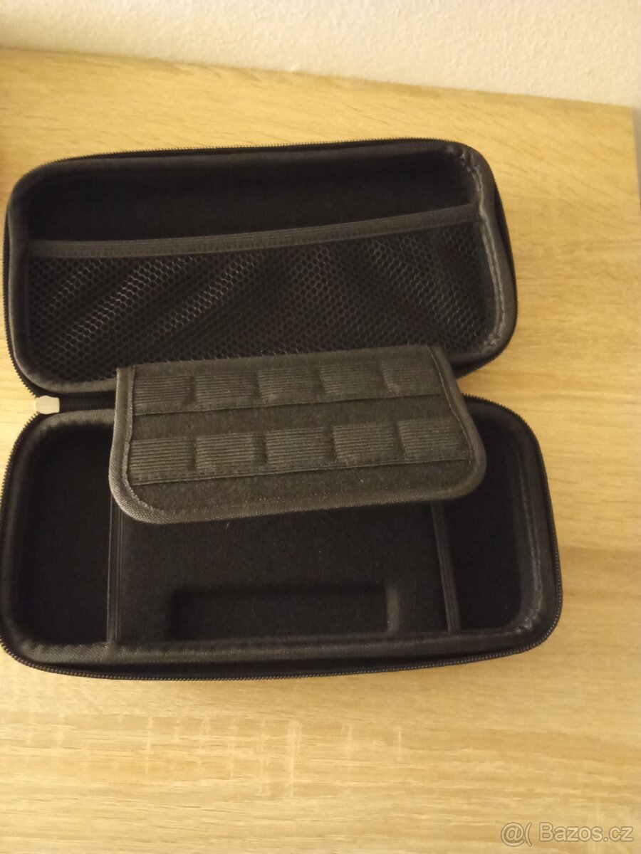 Prodám Nintendo Switch + hry (komplet) - 10