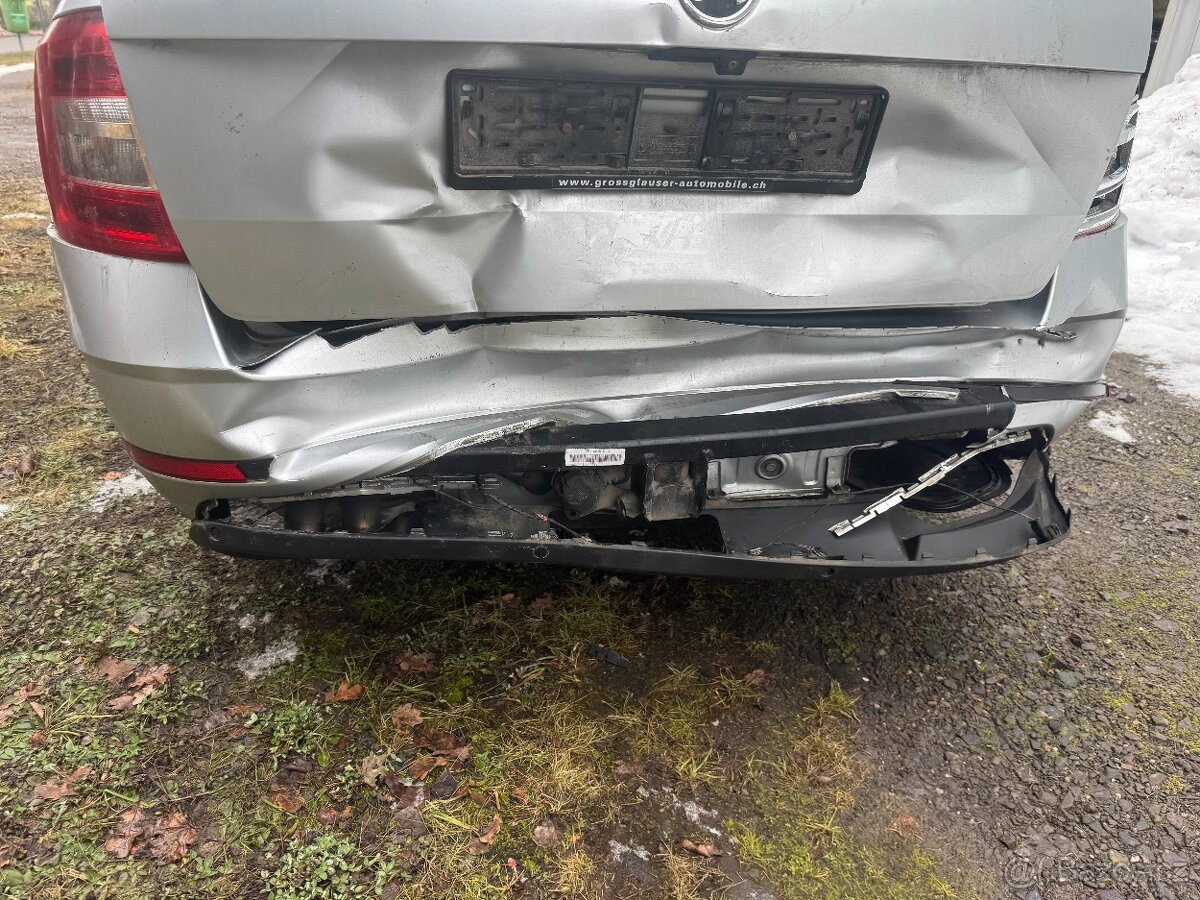 ŠKODA OCTAVIA 2,0TDI DSG 4X4 - 10