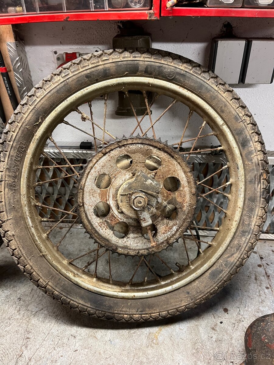 Kola Jawa pionýr/mustang - 10