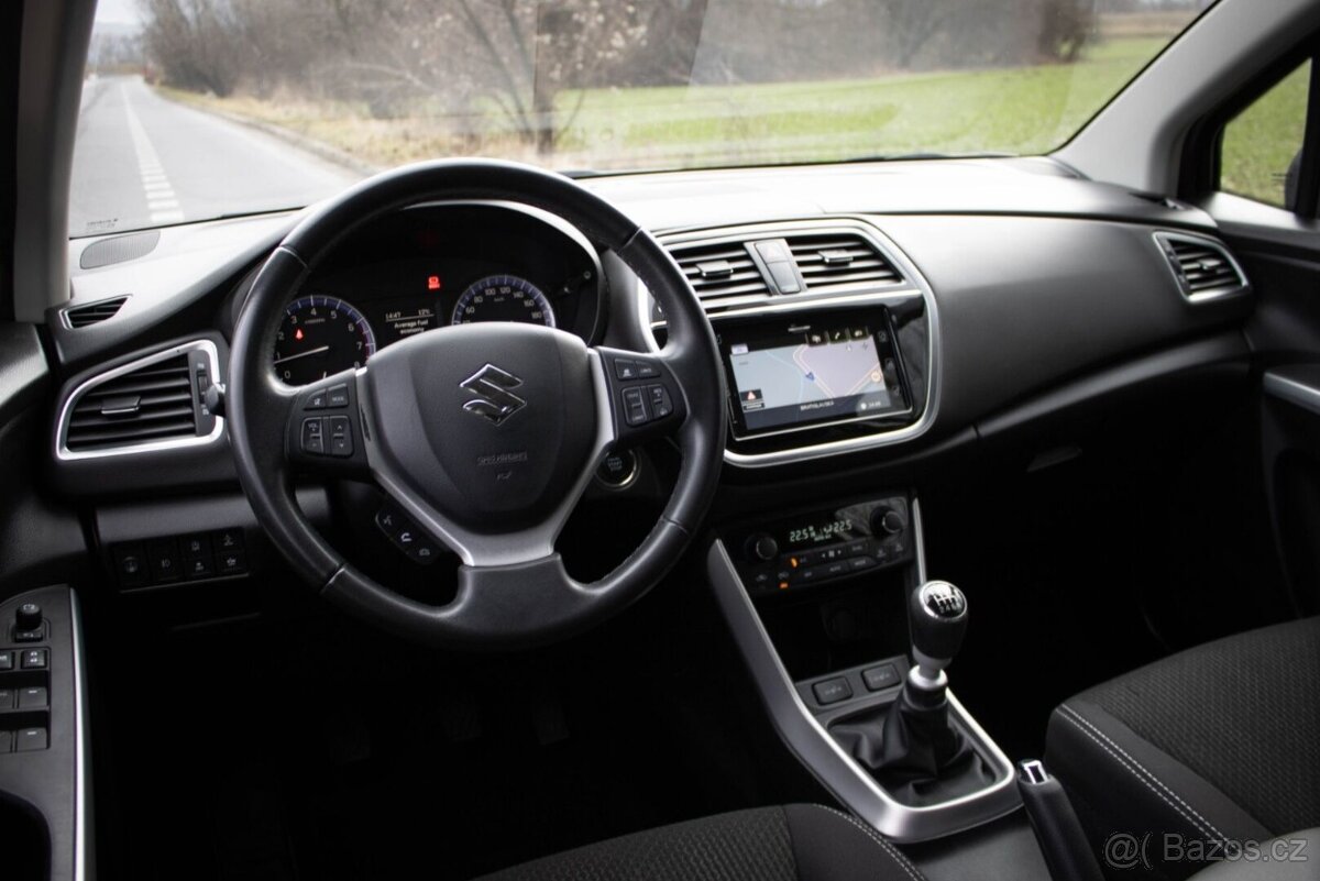 Suzuki SX4 S-Cross benzín - 1.M - 10