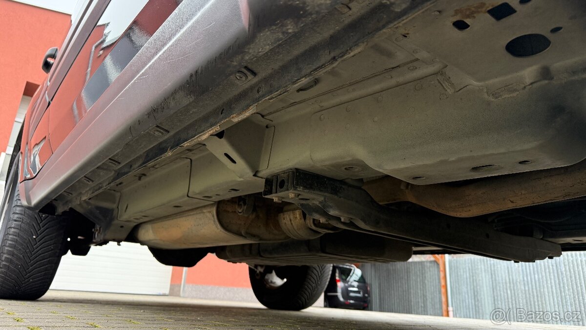 Jeep Grand Cherokee //3.0CRDi//160kW//V6//BEZ KOROZE// - 10