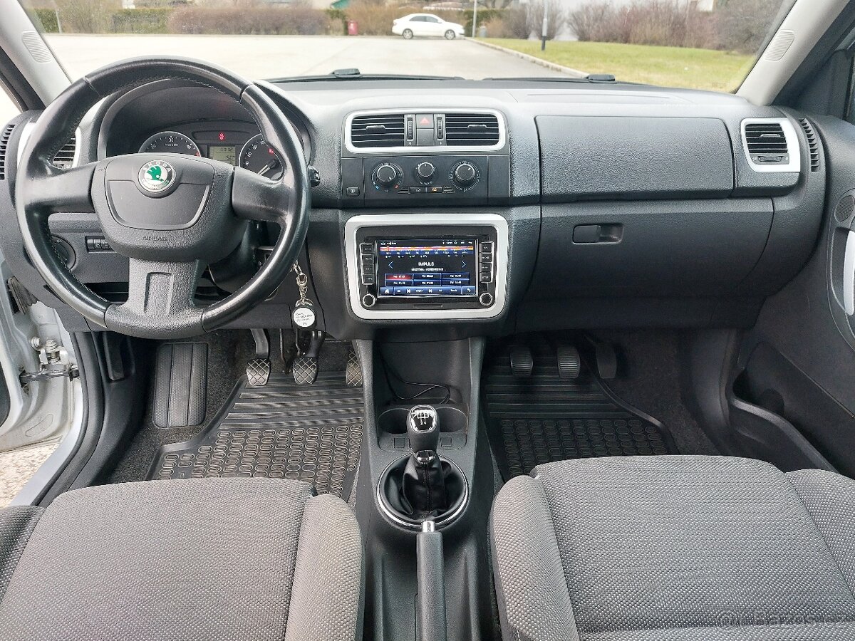 Prodám Škoda Fabia II - 10
