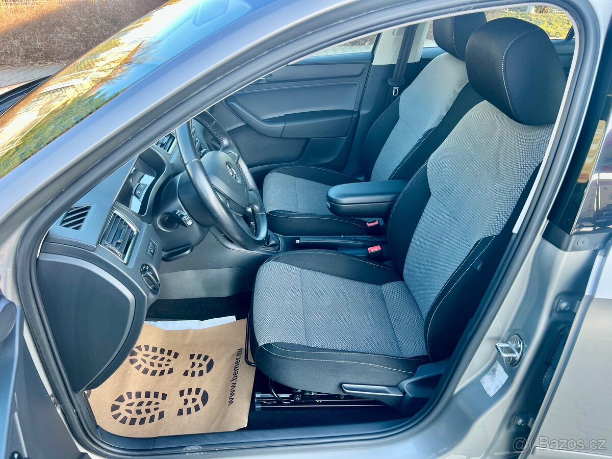 Škoda Rapid 1,6 TDi 77kW Elegance - 10