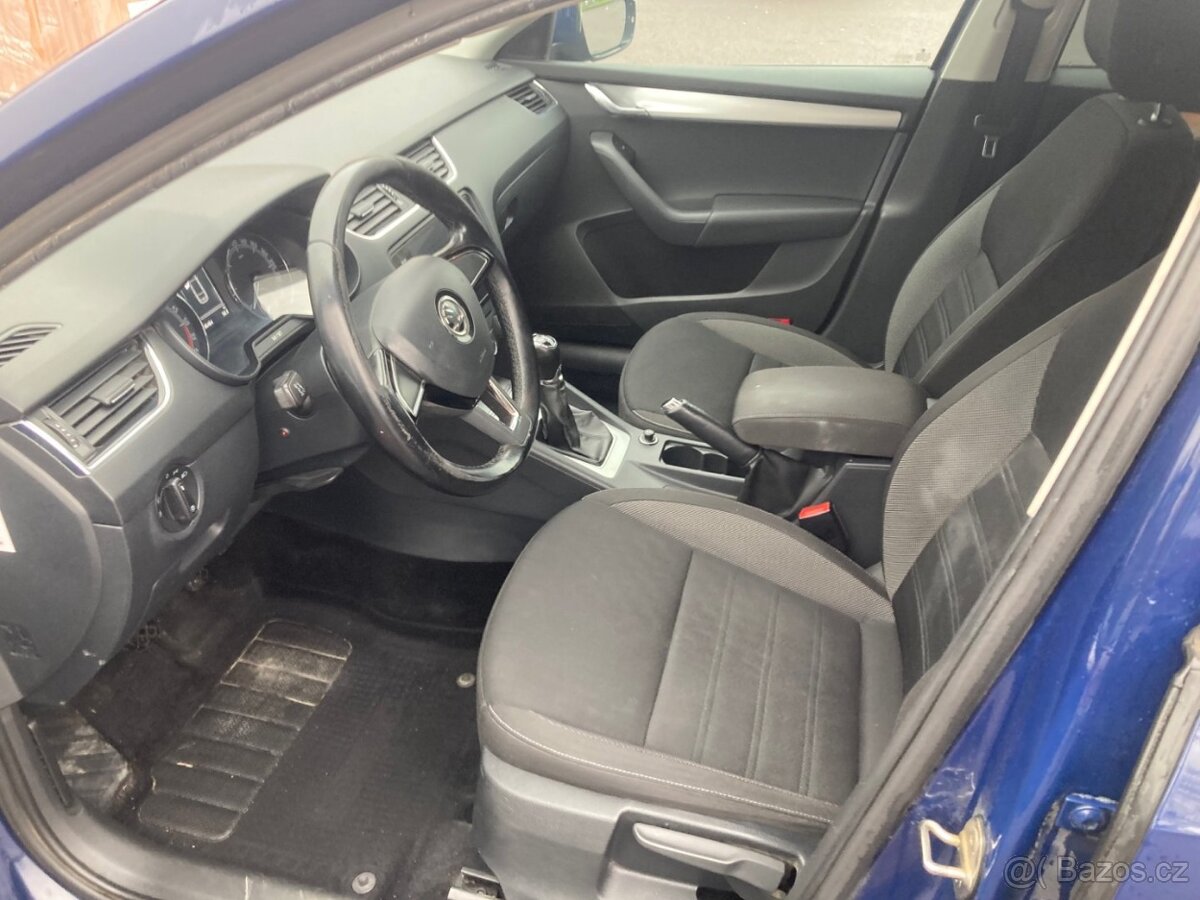 Škoda Octavia III 1,6TDi, 85kw,1.maj,ČR - 10