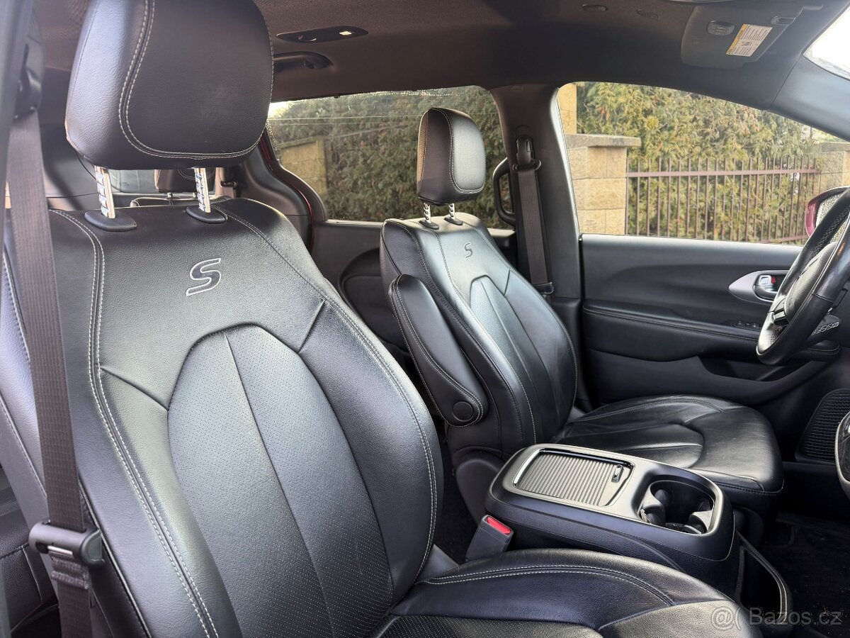 Chrysler Pacifica 3,6 4x4 AWD S type Radar 2022 - 10