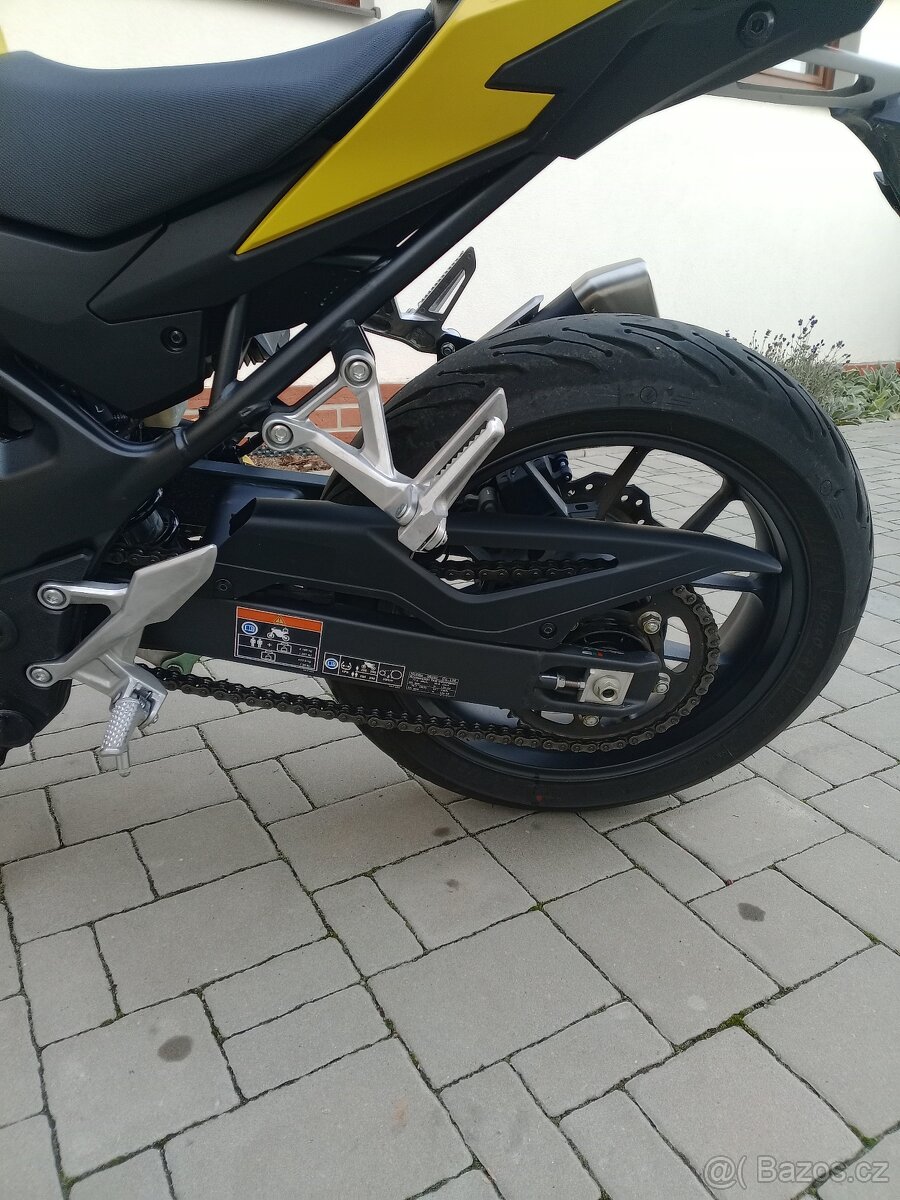 Honda CB 750 hornet - 10