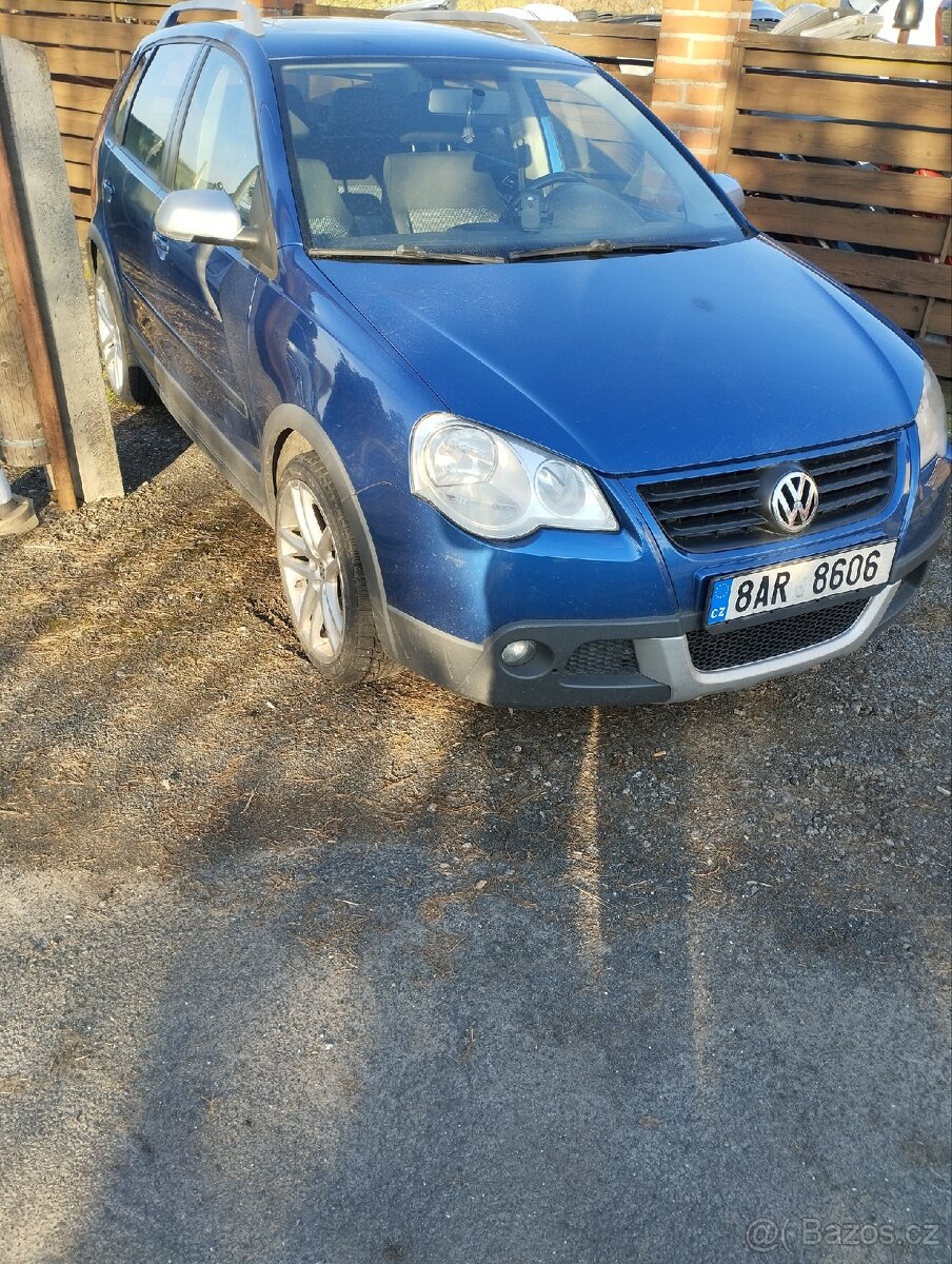 Prodám VW Polo CROSS 1.2 51 KW - 10