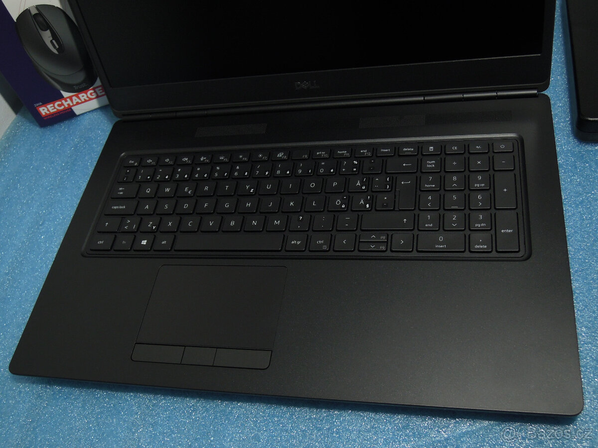 Dell Precision 7750 17 6.Jádro Xeon 10855M 64GB 1TB SSD RTX - 10