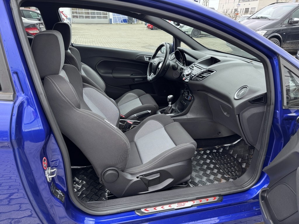 Ford Fiesta ST 1.6i 134 kW klima - 10