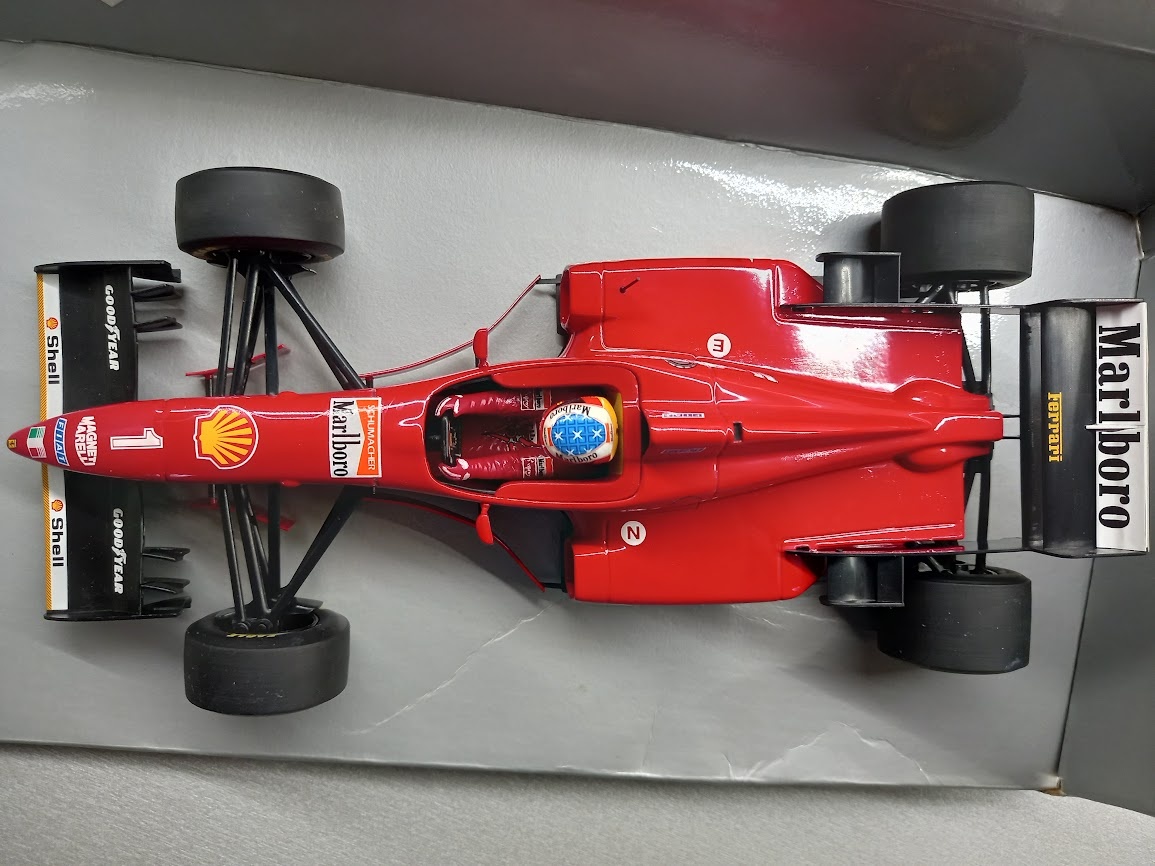 F1 FERRARI F310 1996 MICHAEL SCHUMACHER MINICHAMPS 1:18 - 10