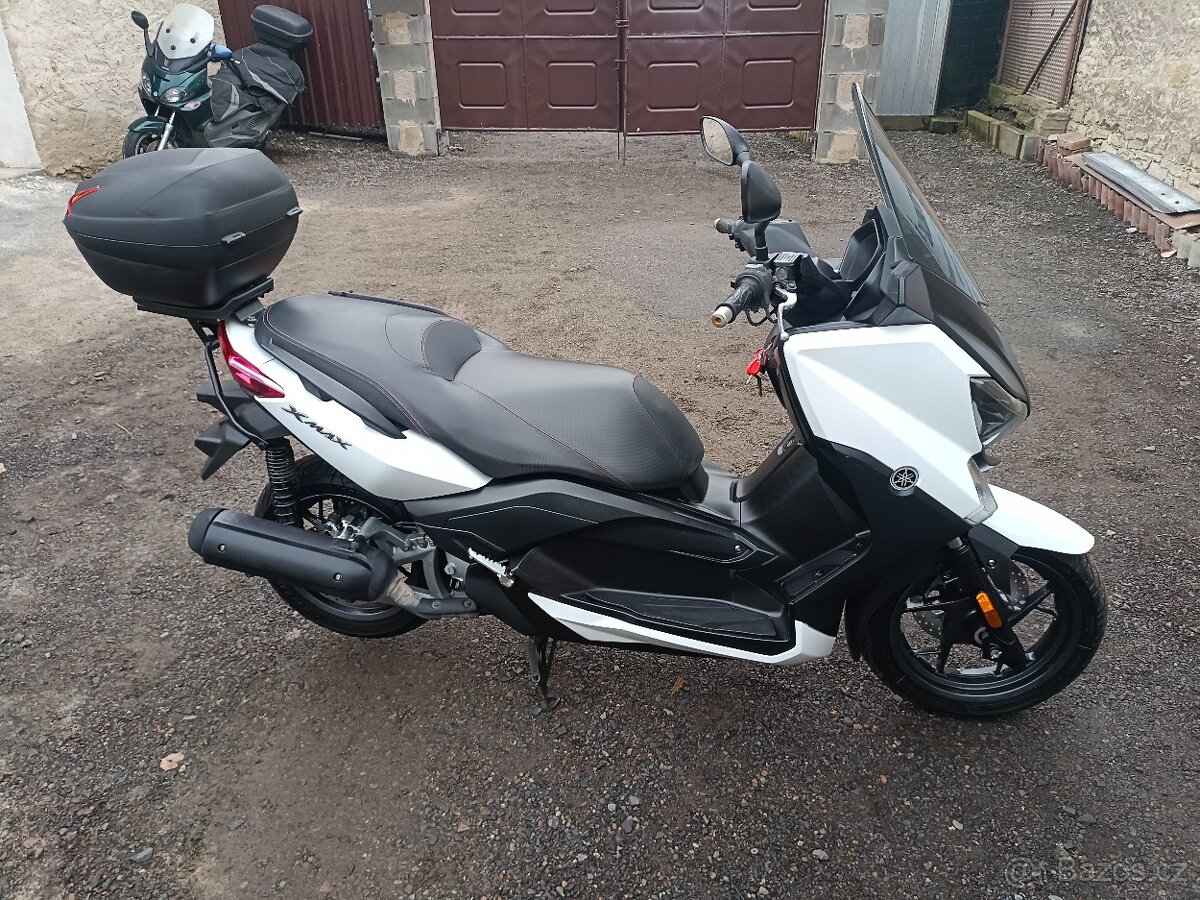 Yamaha x max 125i ABS rv. 2017 Cz doklady v ceně - 10