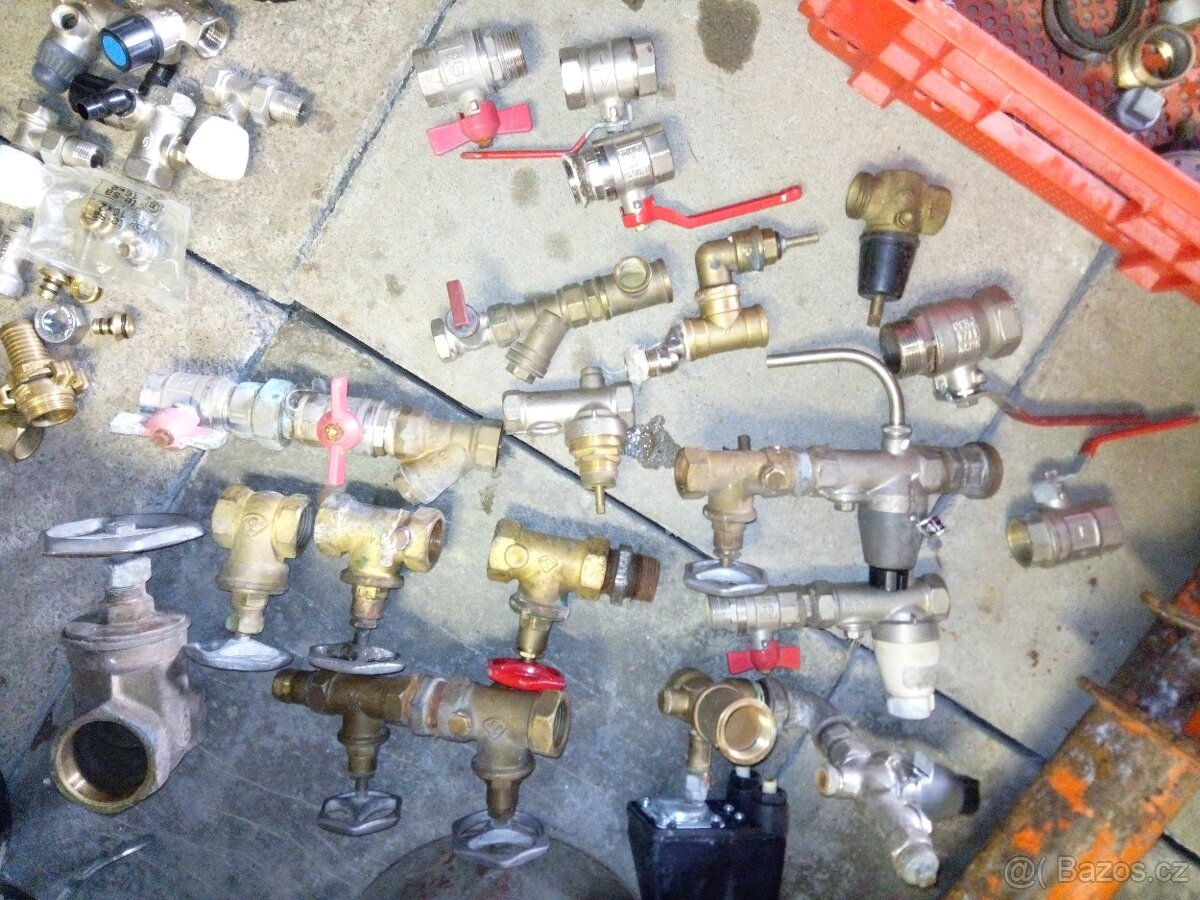 ventil,radiator,pojistny ventyl,instalatersky material, - 10