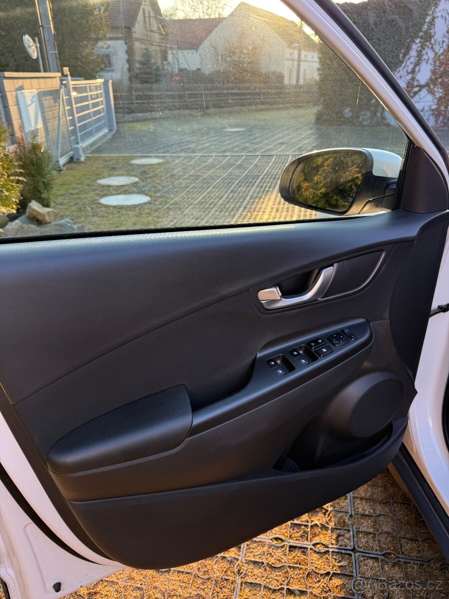 Hyundai Kona 2023 - 10