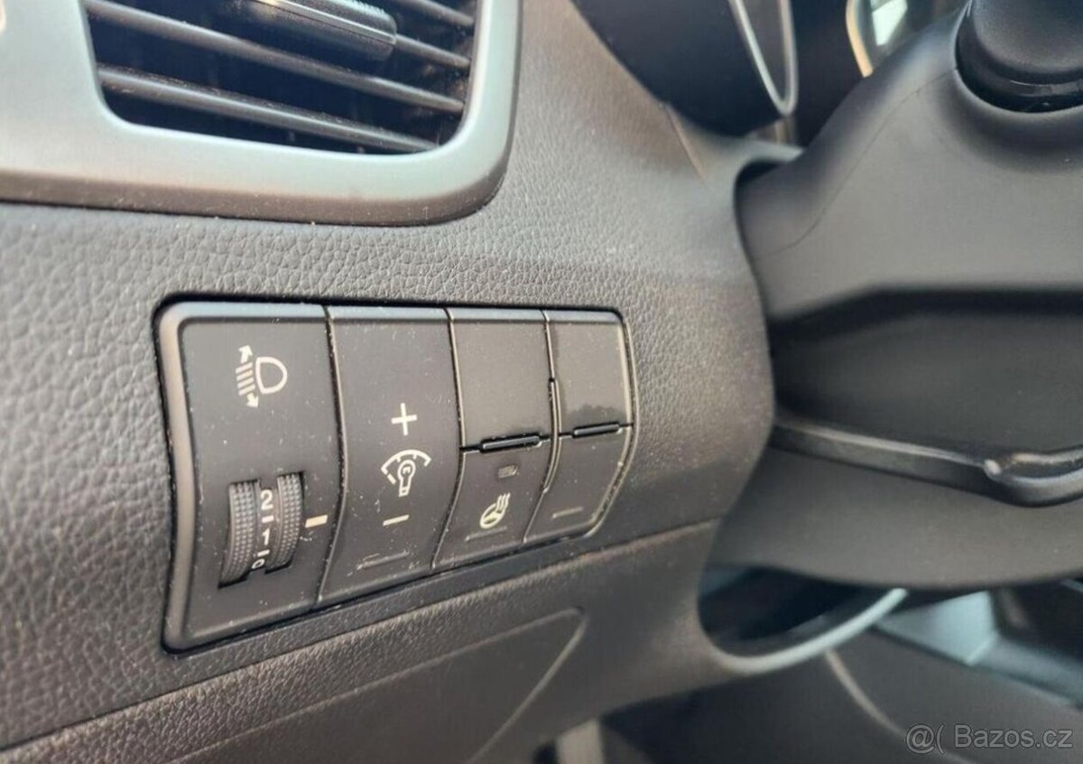 Hyundai i30 1.4-TEMPOMAT-KLIMA - 10