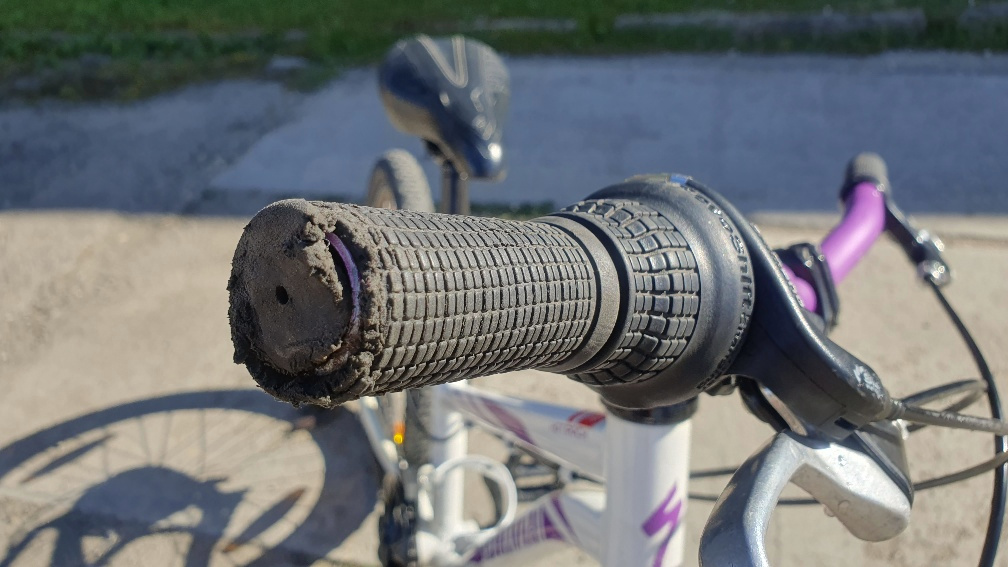 Dětské kolo Specialized Hotrock 20 - 10