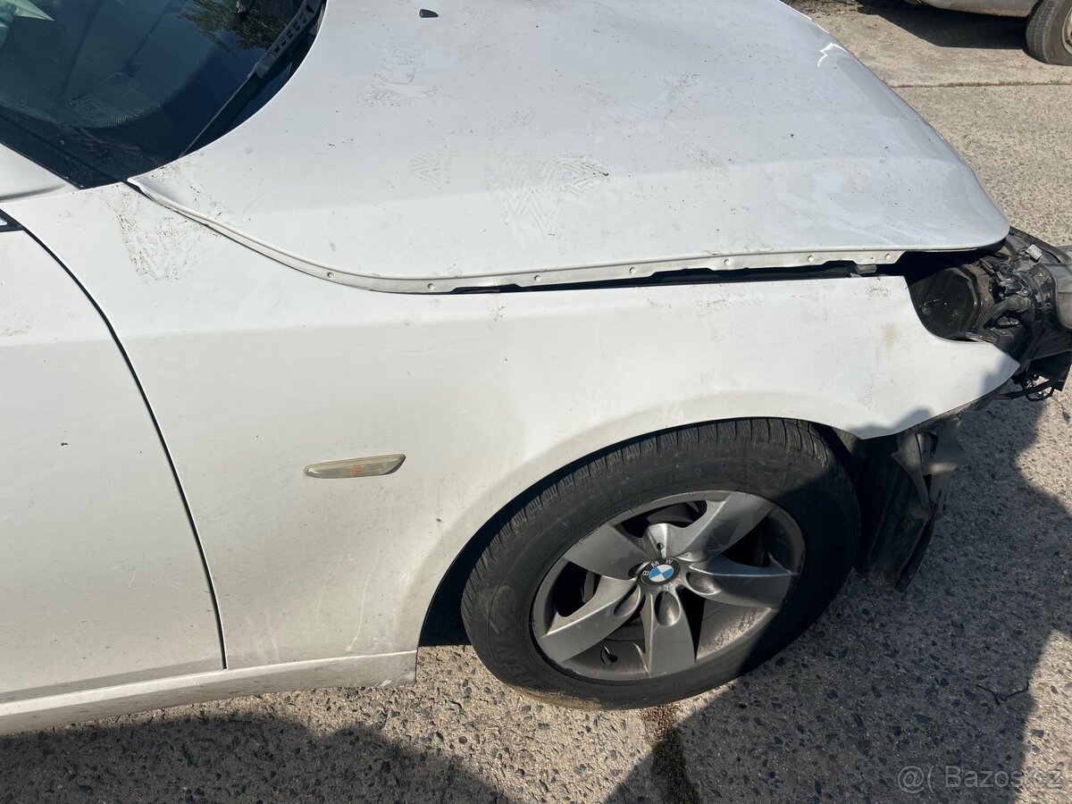 BMW e61 520D Díly - 10