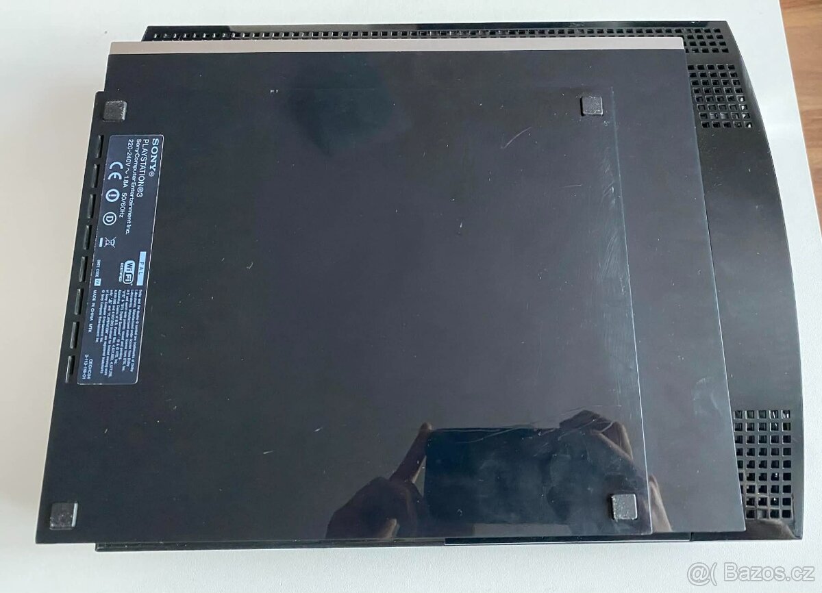 PlayStation 3 (CECHC04) - 10