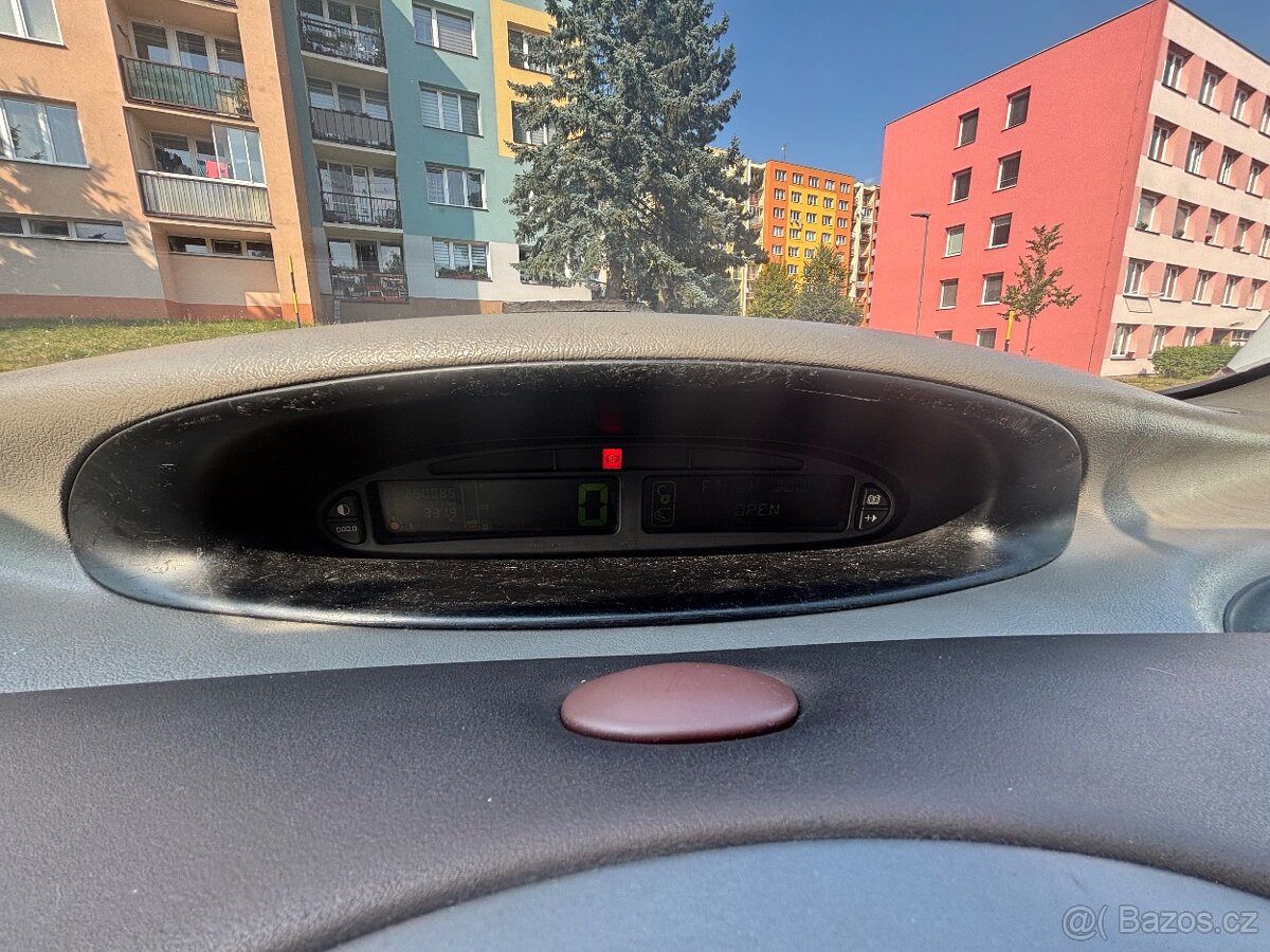 Prodám citroen xsara picasso 2.0HDI - 10