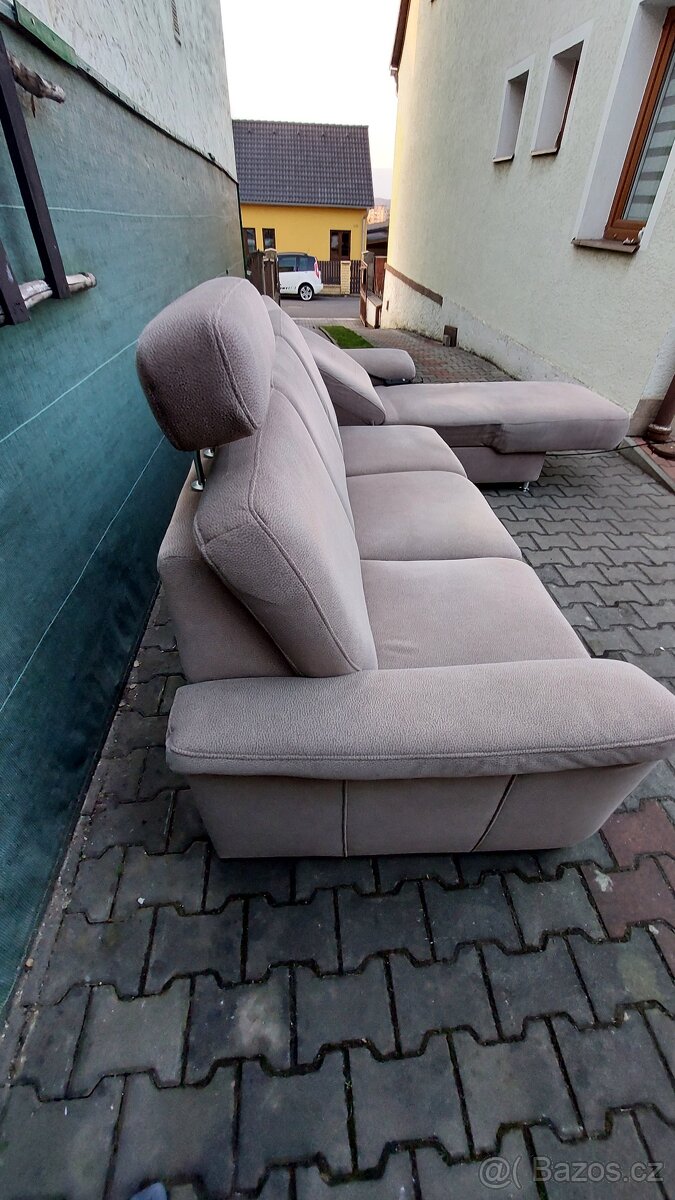 Sedací souprava ve tvaru L - 10