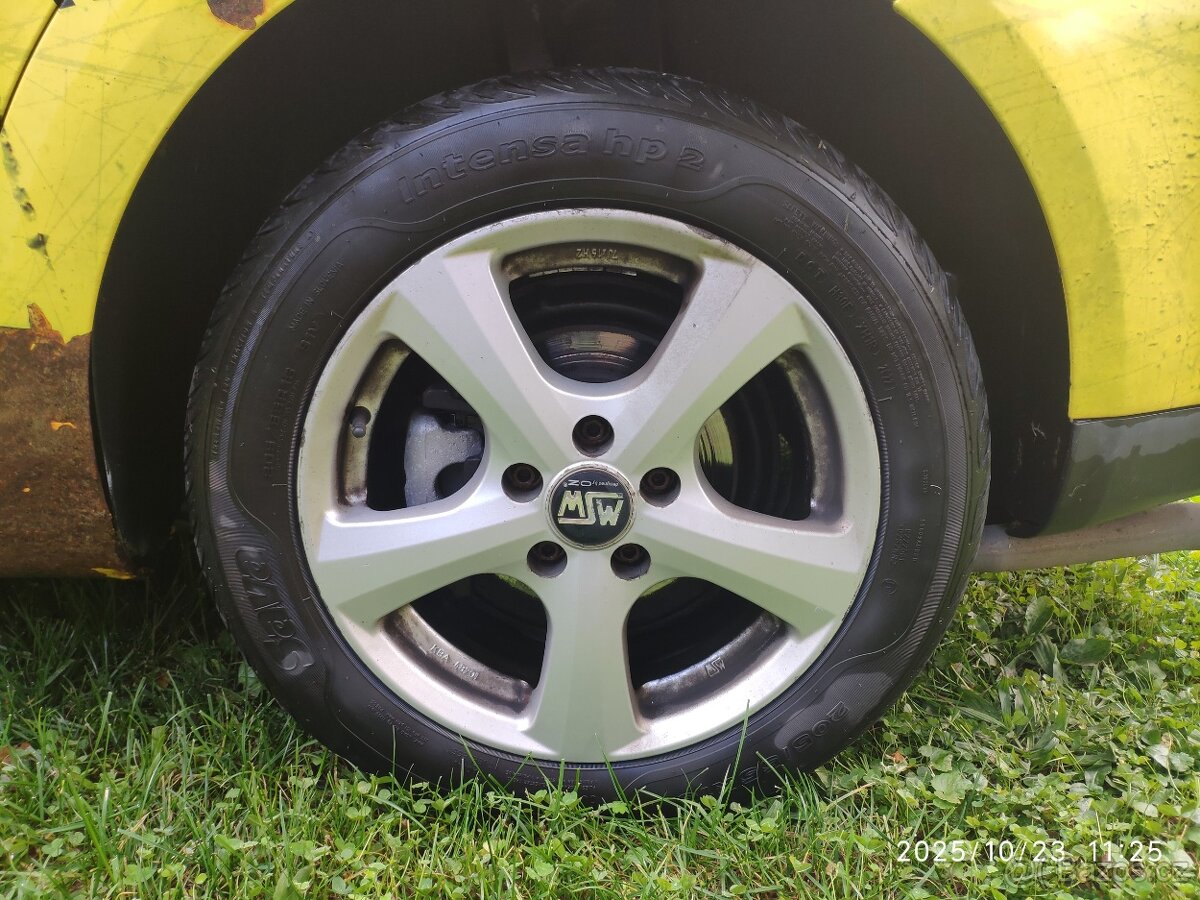 Volkswagen Touran 2.0i CNG, najeto jen 162.000 km - 10