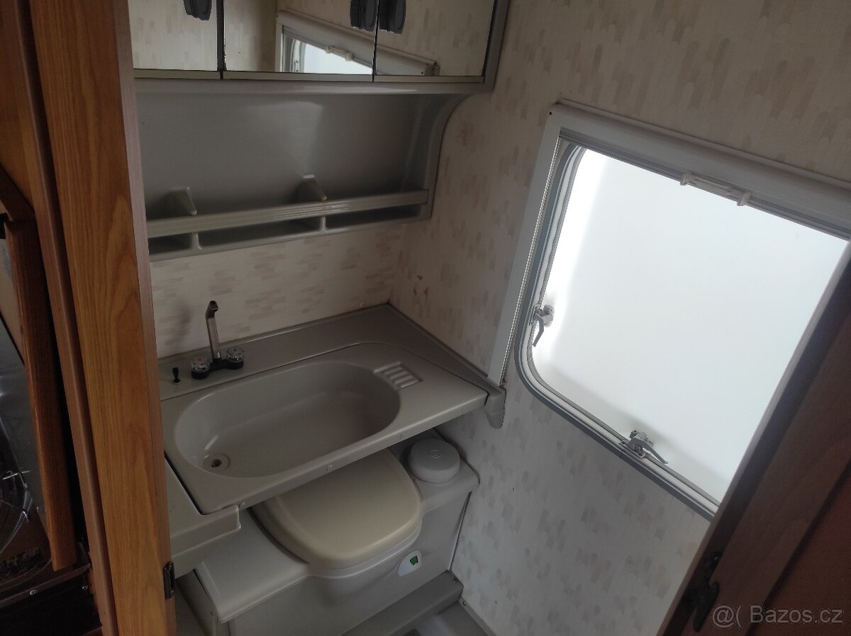 Obytný přívěs Fendt 410 A ,výborný stav - 10