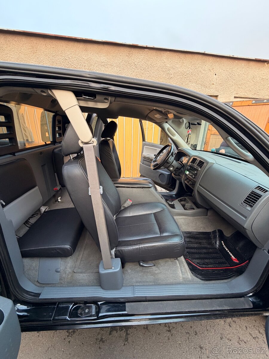 Dodge DAKOTA 2005 - 10