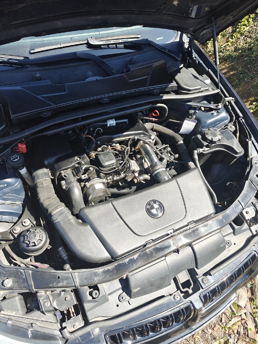 BMW e91 320d M47 120kw - 10