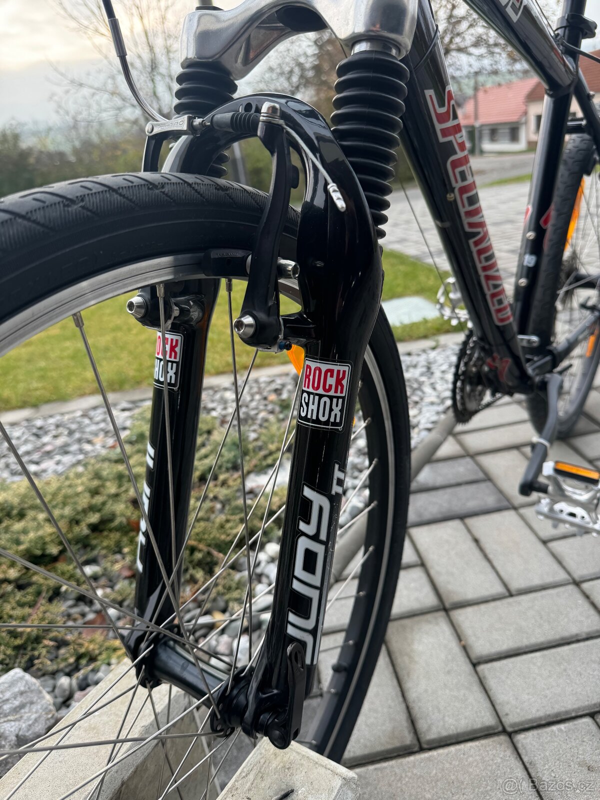 Dámské nebo dívčí MTB kolo Specislized Hot Rock vel. M - 10