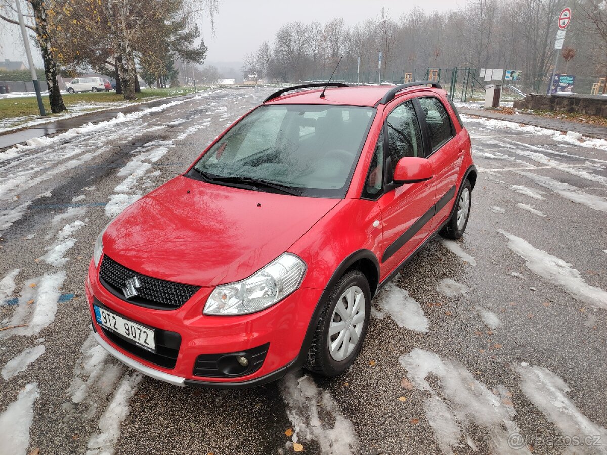 Suzuki SX4 - 10