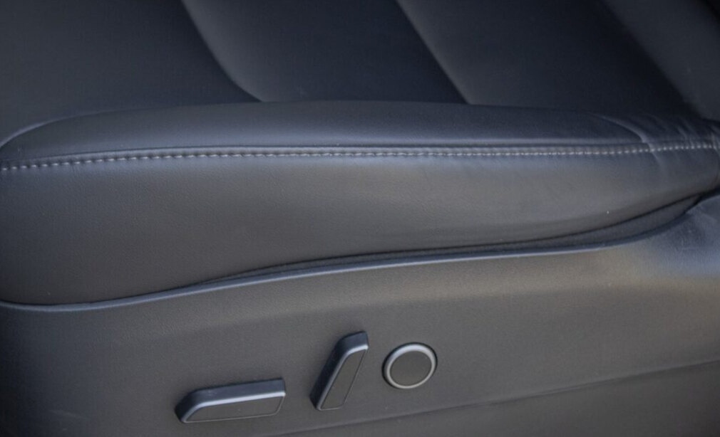 Tesla Model Y Long Range 378kW - 10