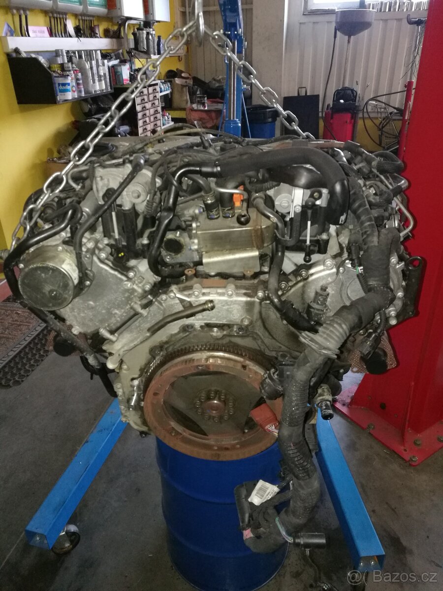 VOLKSWAGEN PHAETON 3.0 V6 TDi - 10