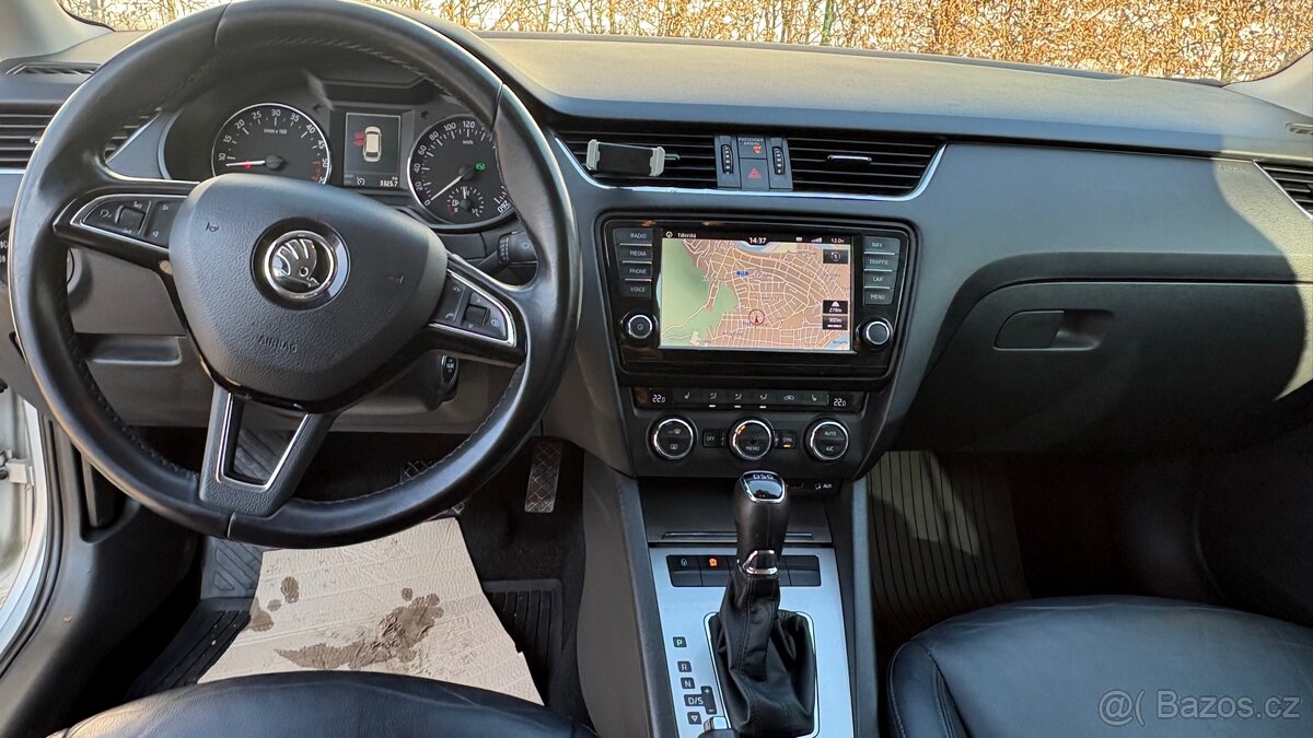 Prodám Škoda Octavia 1,6TDi combi, aut. - 10