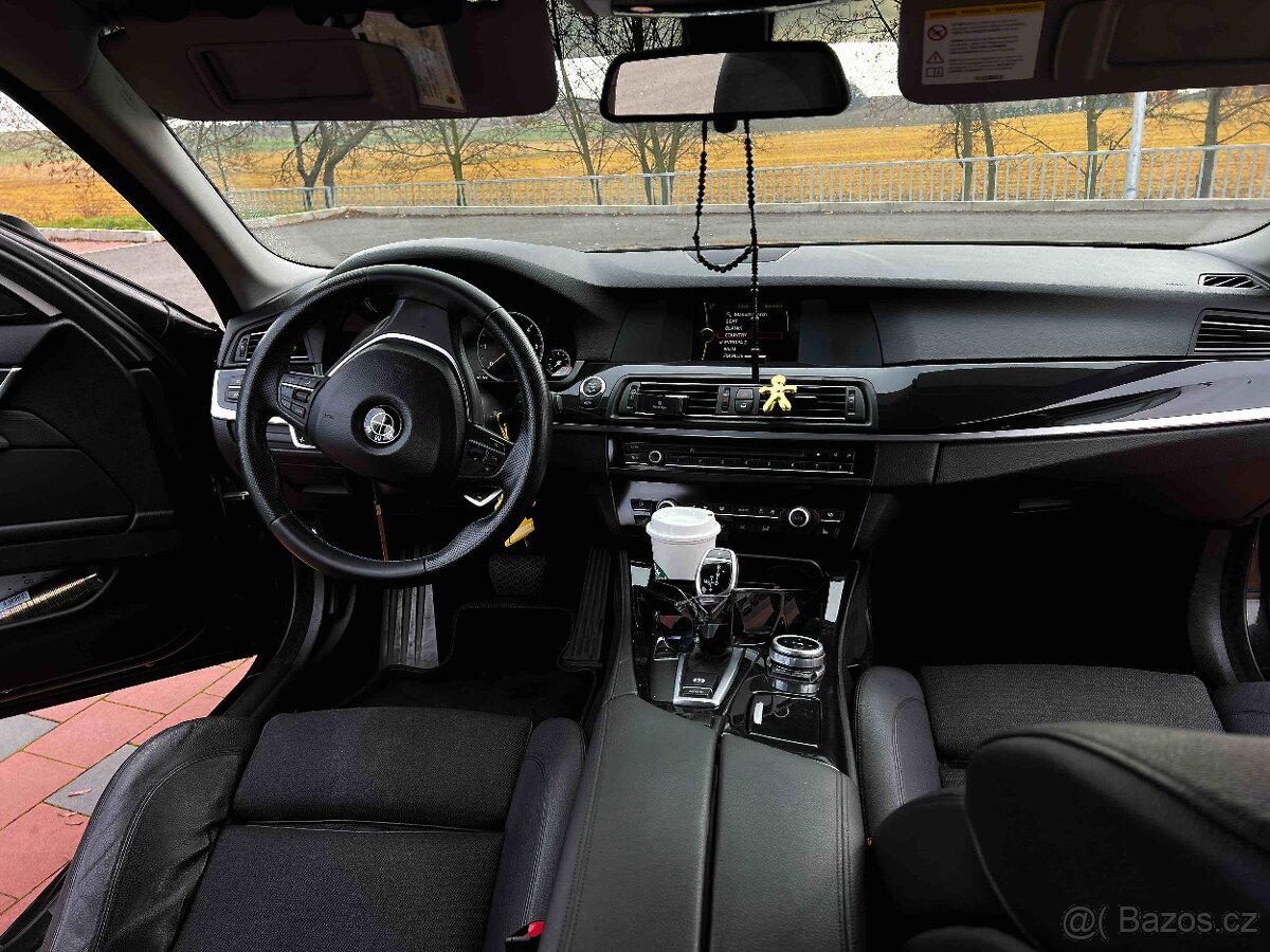 BMW 530d (190 kW), automat – perfektní stav, top výbava - 10