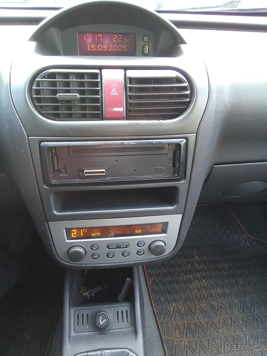 Opel Corsa 1.2i,59 kW, klima,1 majitel, nová CZ STK. - 10