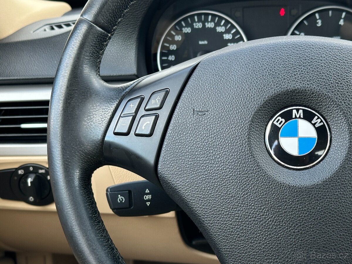 •BMW 320i A/T, Bi-XENON, NAVIGACE, PDC, TEMPOMAT• - 10